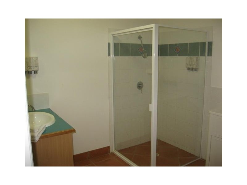 Villa 32 / Pebble Beach Drive, Coral Cove QLD 4670