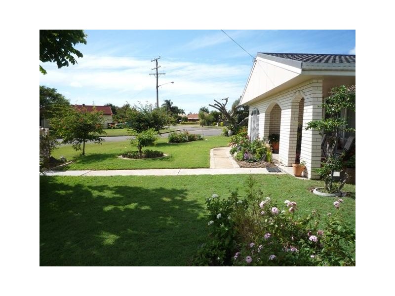9 Phillips Street, Bundaberg North QLD 4670