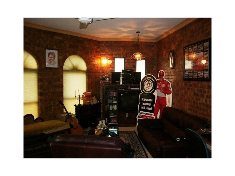 1 Phillips Street, Bundaberg North QLD 4670