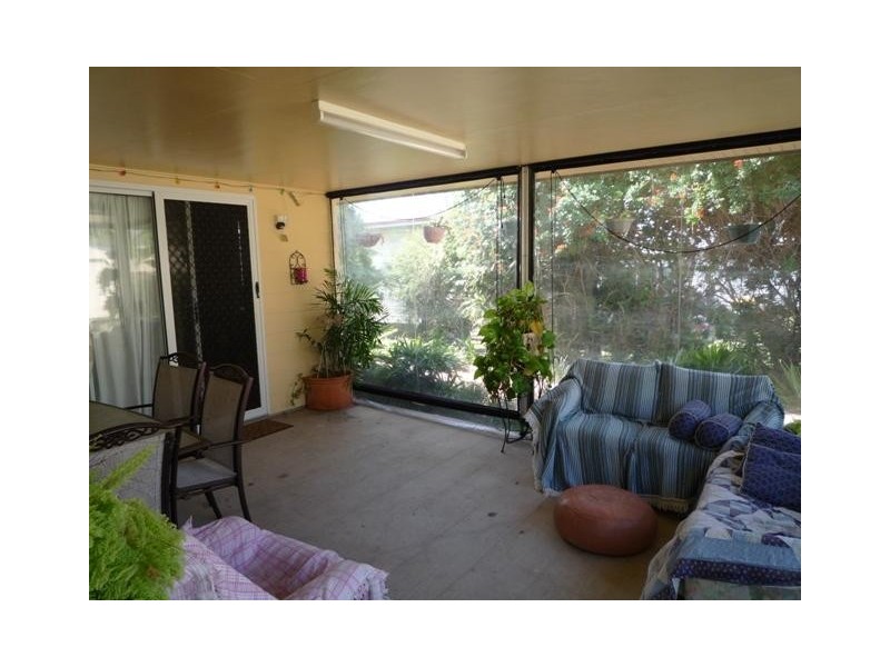 10 Barnes Street, Svensson Heights QLD 4670