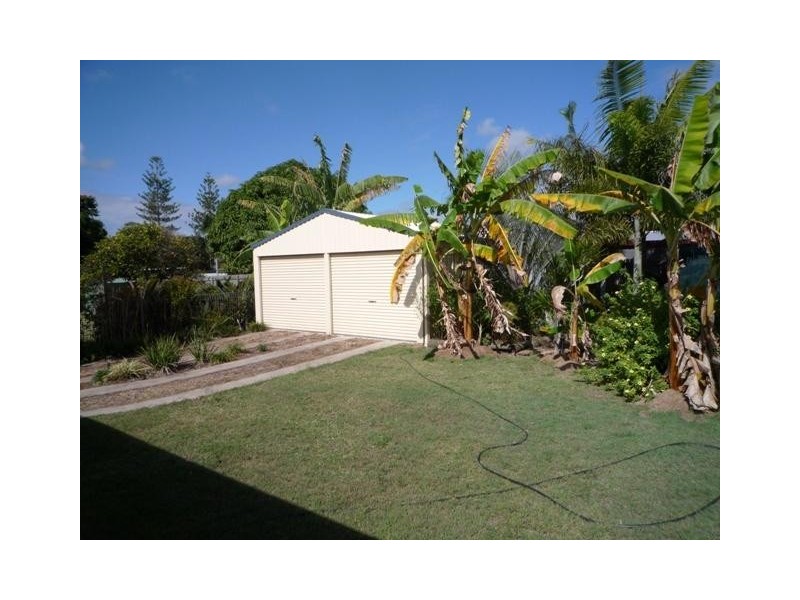 10 Barnes Street, Svensson Heights QLD 4670