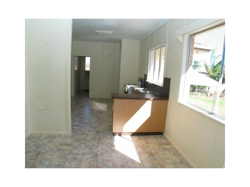 215 Bargara Road, Kalkie QLD 4670