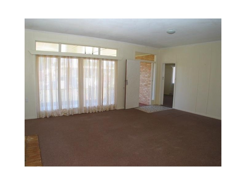 215 Bargara Road, Kalkie QLD 4670
