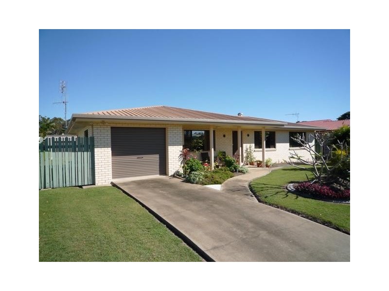 7 Strathdee Ave, Bundaberg South QLD 4670