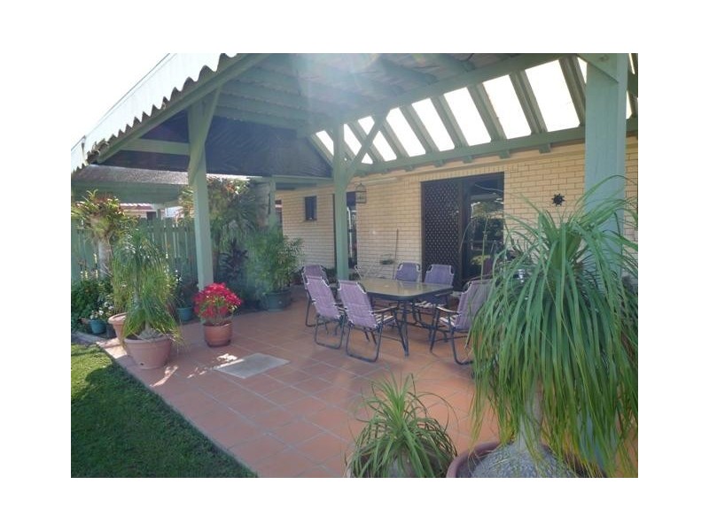 7 Strathdee Ave, Bundaberg South QLD 4670