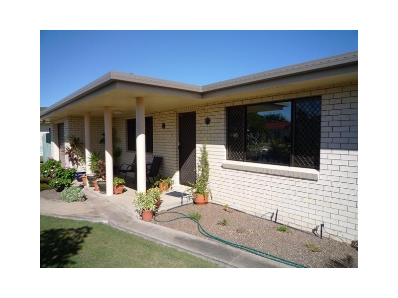 7 Strathdee Ave, Bundaberg South QLD 4670