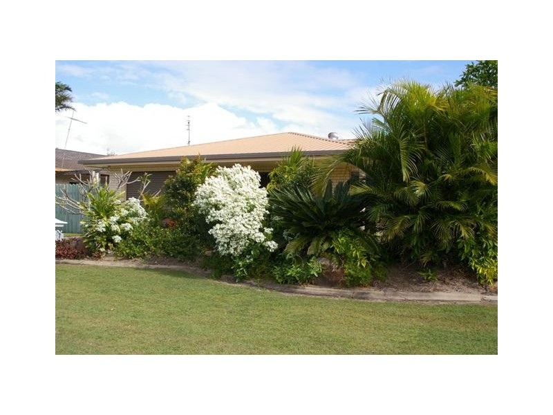 7 Strathdee Ave, Bundaberg South QLD 4670