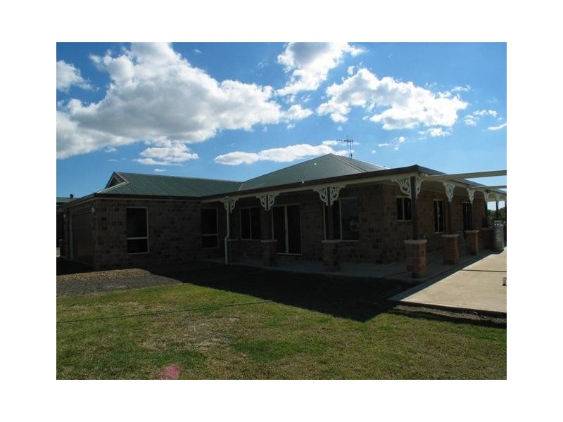 9 Rokeby Court, Branyan QLD 4670