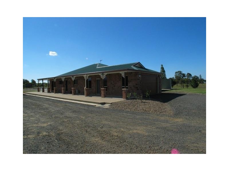 9 Rokeby Court, Branyan QLD 4670