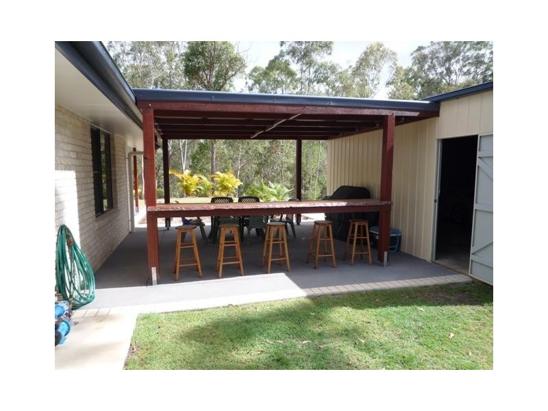 10 Commodore Drive, South Bingera QLD 4670