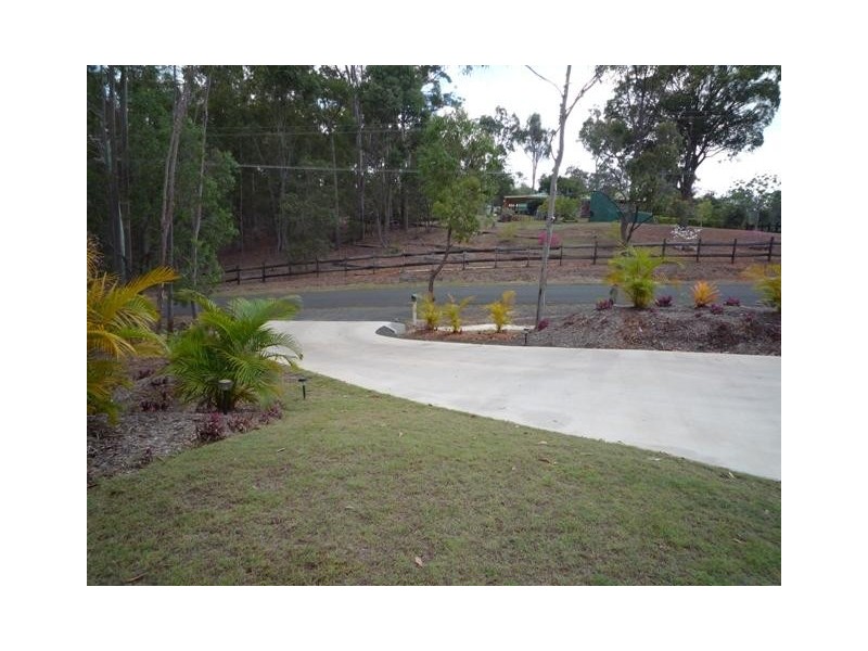 10 Commodore Drive, South Bingera QLD 4670