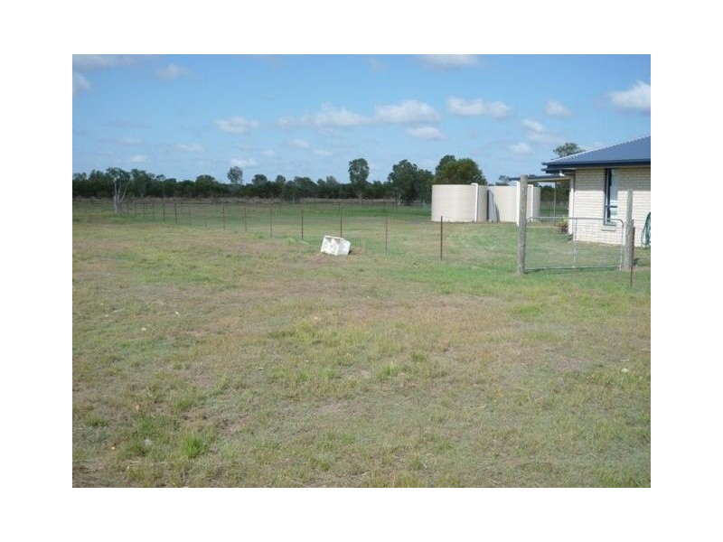 42 Clydesdale Avenue, Branyan QLD 4670