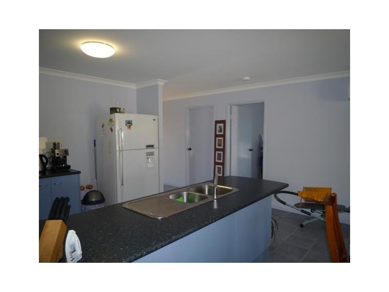 42 Clydesdale Avenue, Branyan QLD 4670