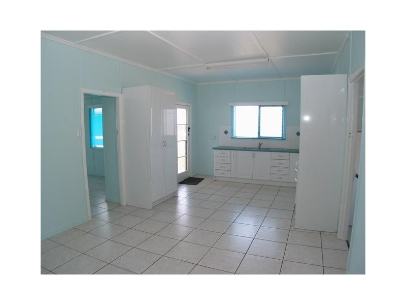 166 Mount Perry Road, Bundaberg North QLD 4670