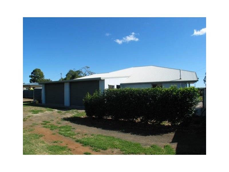 166 Mount Perry Road, Bundaberg North QLD 4670
