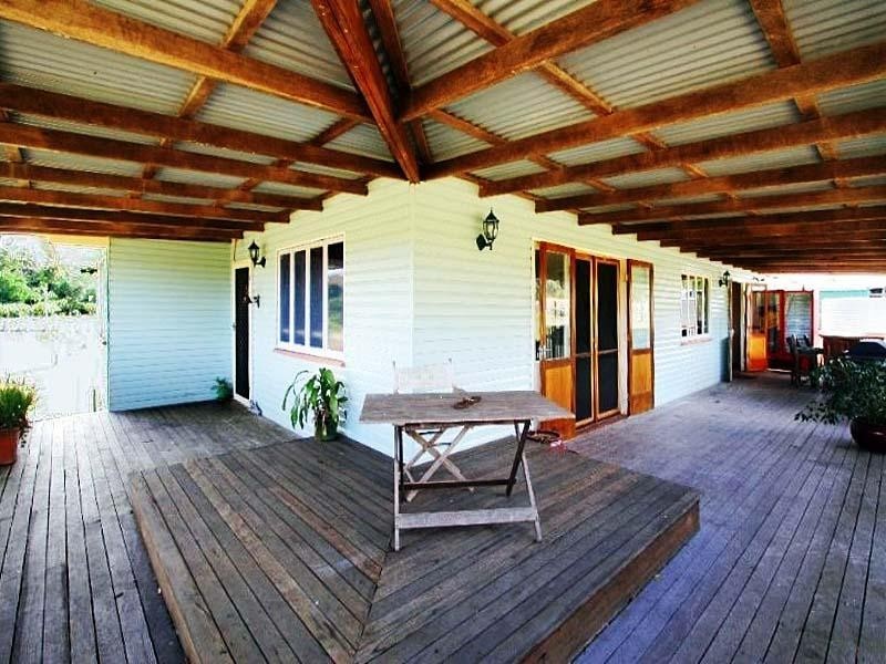 1056 Moorlands Road, Moorland QLD 4670