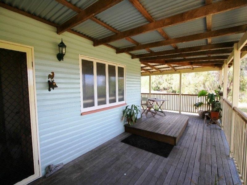 1056 Moorlands Road, Moorland QLD 4670