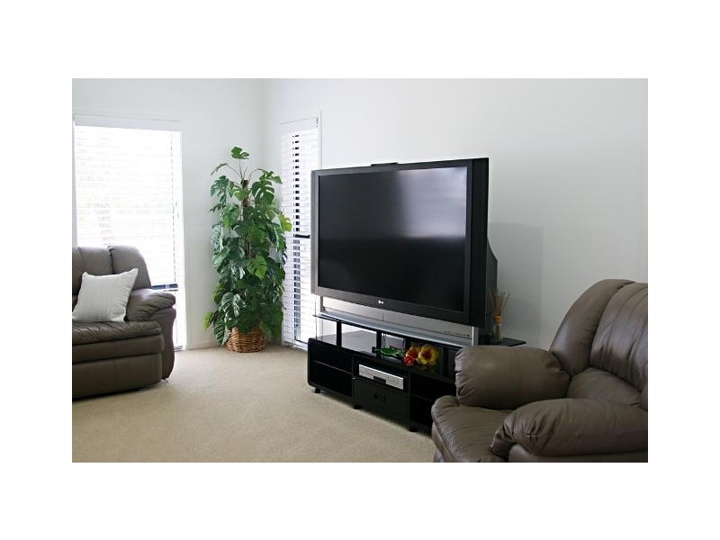 4 Meleisha Place, Coral Cove QLD 4670