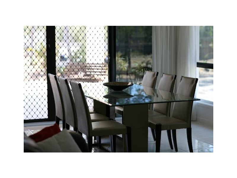 4 Meleisha Place, Coral Cove QLD 4670