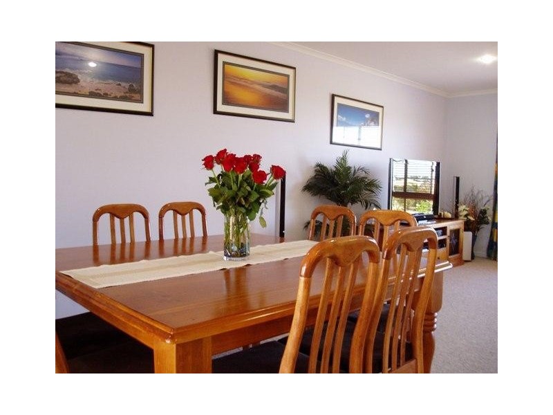 6 Orlabah Avenue, Innes Park QLD 4670