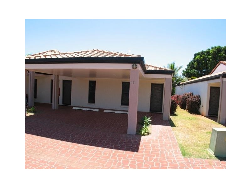 U4 Pebble Beach Drive, Coral Cove QLD 4670