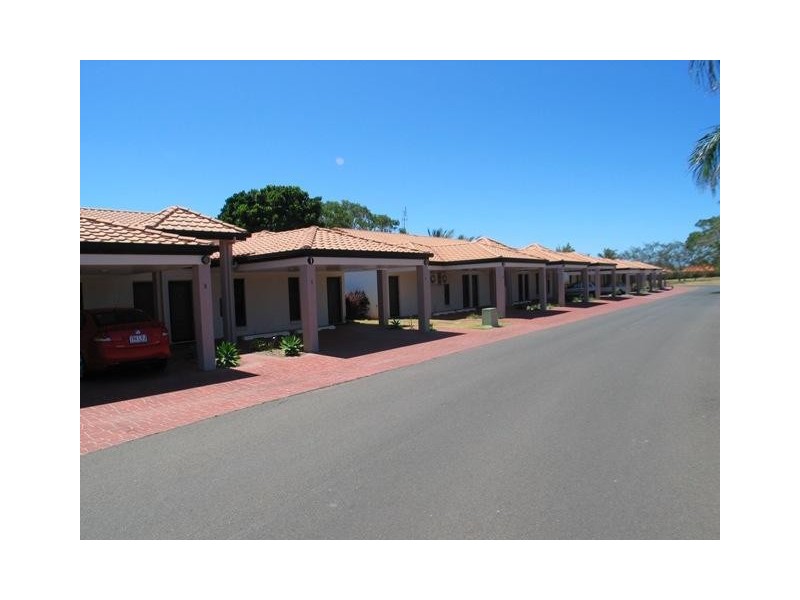 U4 Pebble Beach Drive, Coral Cove QLD 4670