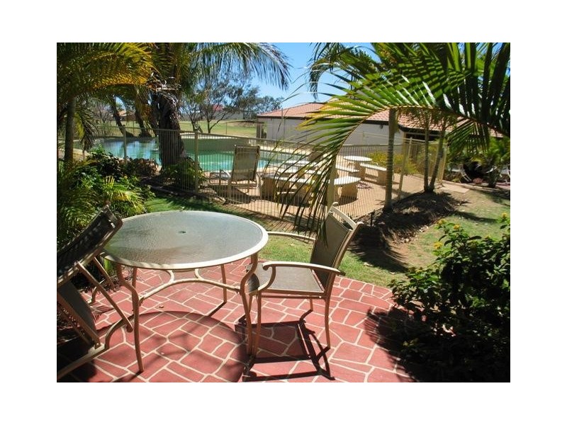 U4 Pebble Beach Drive, Coral Cove QLD 4670