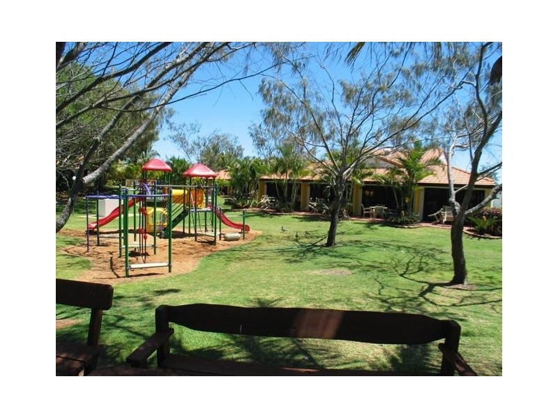U4 Pebble Beach Drive, Coral Cove QLD 4670