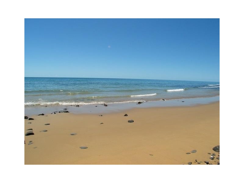U4 Pebble Beach Drive, Coral Cove QLD 4670