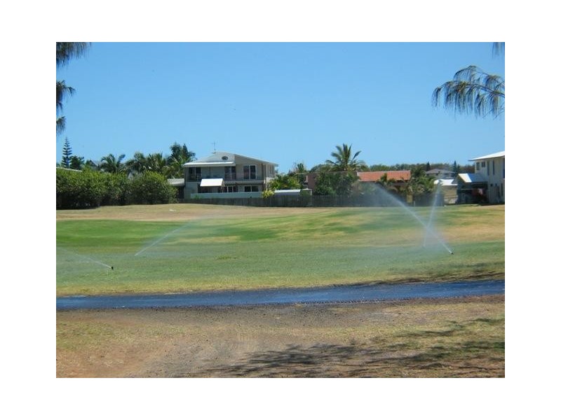 U4 Pebble Beach Drive, Coral Cove QLD 4670