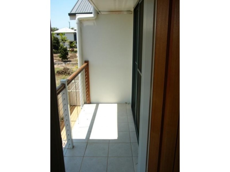 2 54 Johnson Street, Bargara QLD 4670