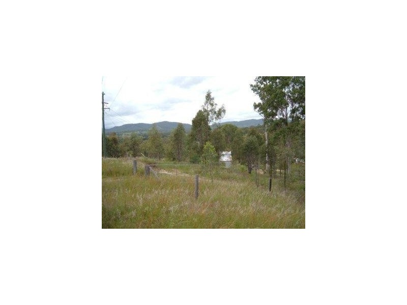 128 Wonbah Avenue, Wonbah QLD 4671
