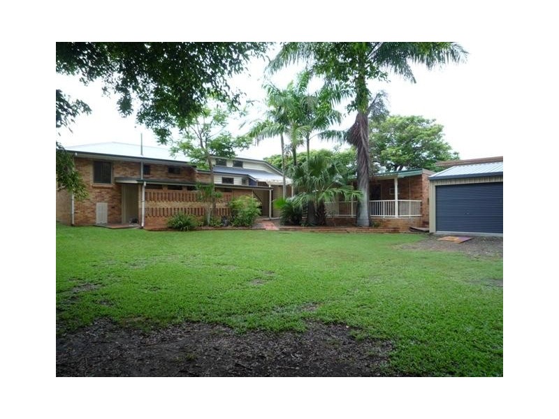 1 Kennedy Street, Bundaberg West QLD 4670