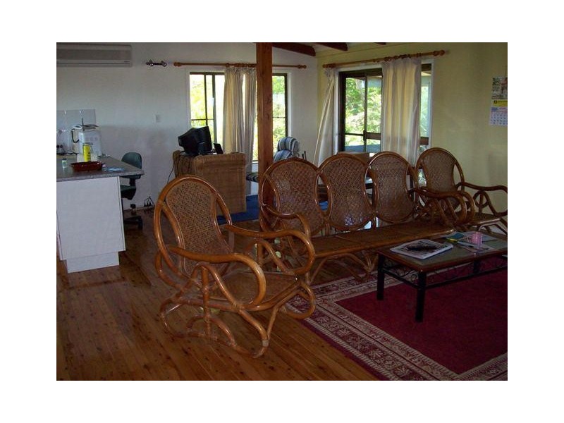 59 Shell Street, Burnett Heads QLD 4670