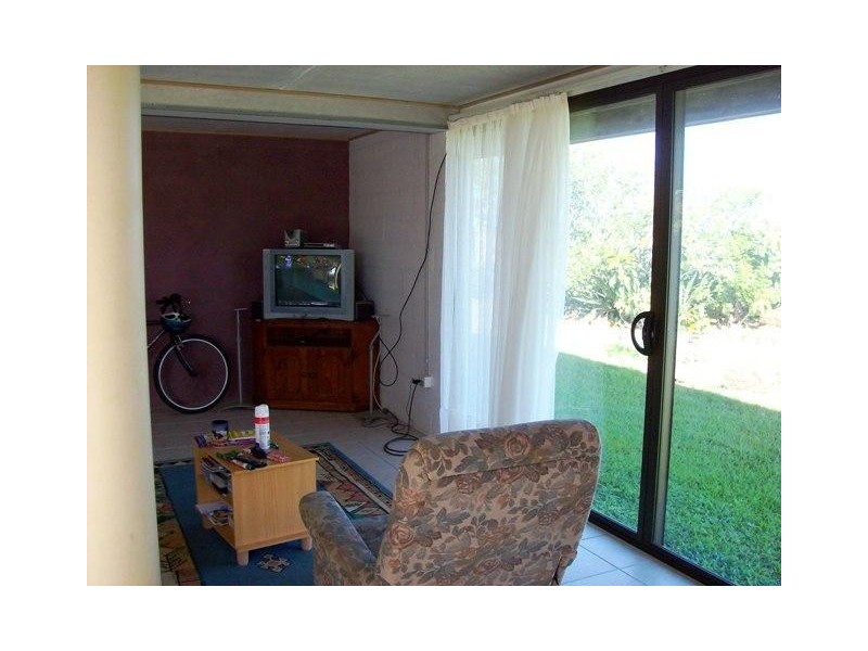 59 Shell Street, Burnett Heads QLD 4670