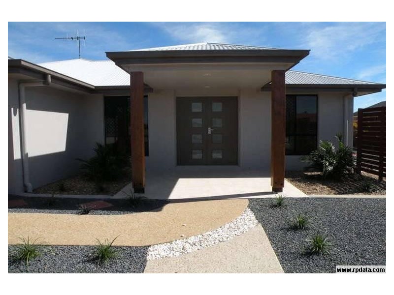 223 Barolin Esplanade, Coral Cove QLD 4670