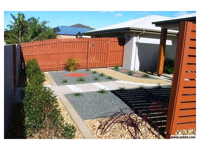 223 Barolin Esplanade, Coral Cove QLD 4670
