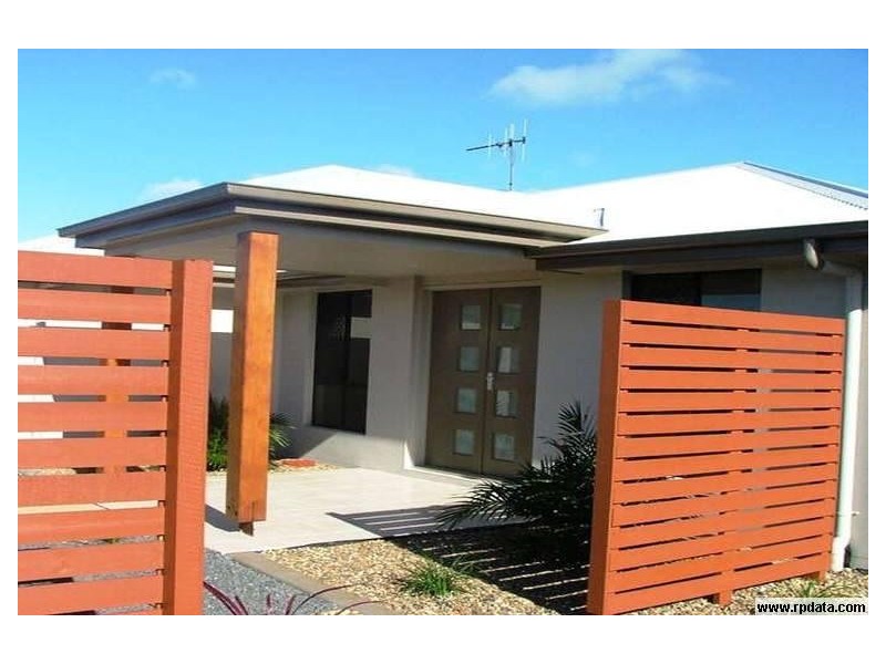 223 Barolin Esplanade, Coral Cove QLD 4670