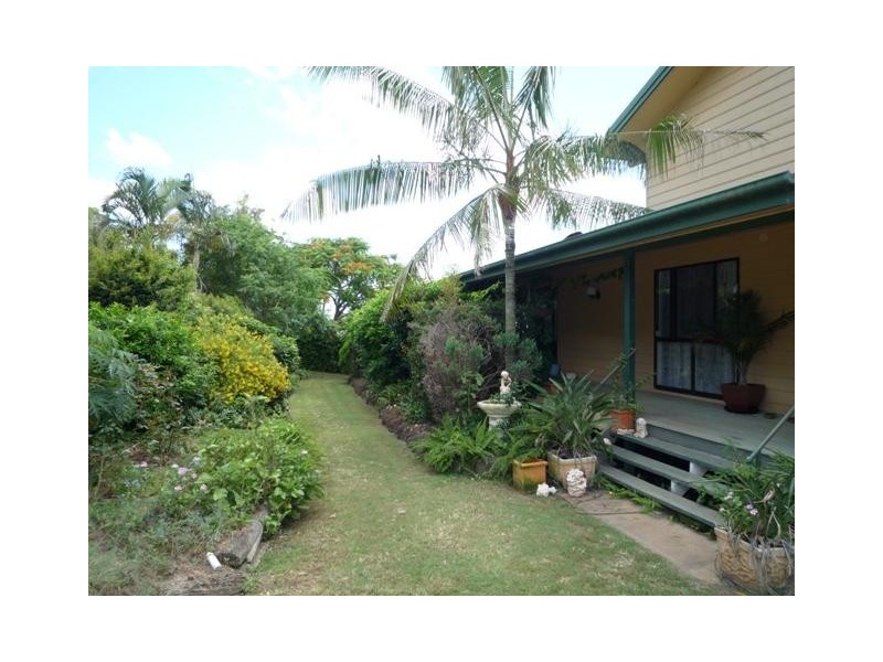 858 Gooburrum Road, Welcome Creek QLD 4670