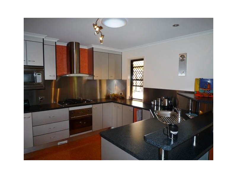 13 Slalom Cresent, Branyan QLD 4670