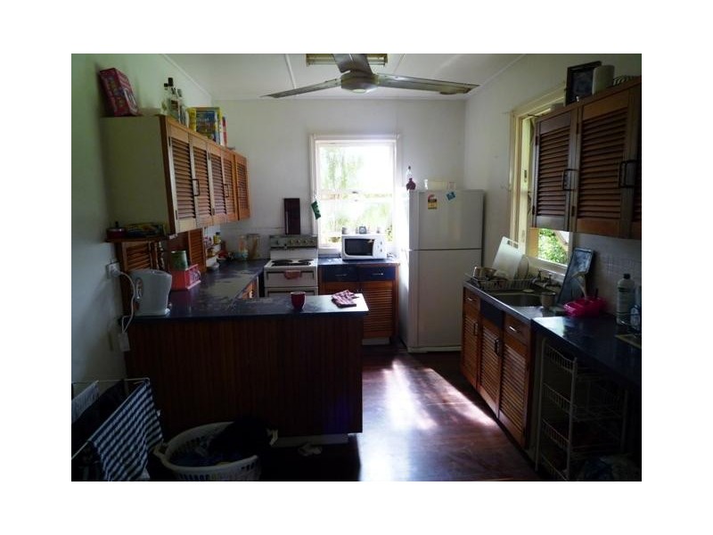 174 Walker Street, Svensson Heights QLD 4670