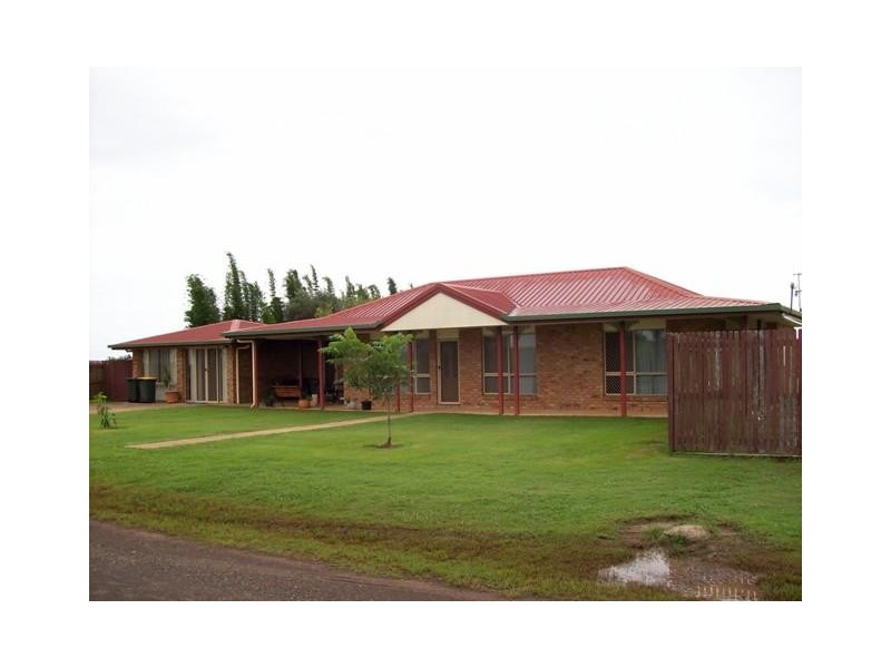 127 Rexs Road, Alloway QLD 4670