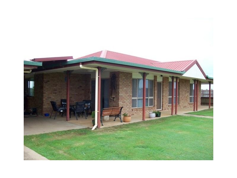 127 Rexs Road, Alloway QLD 4670