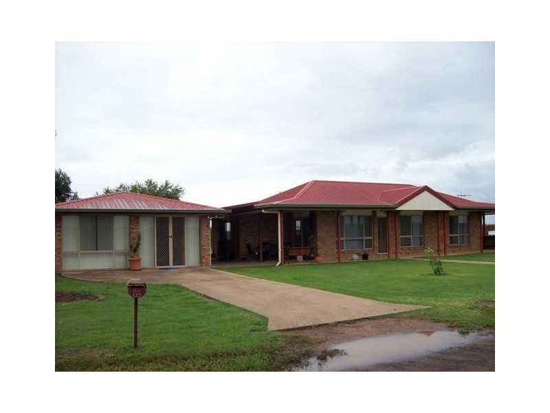 127 Rexs Road, Alloway QLD 4670