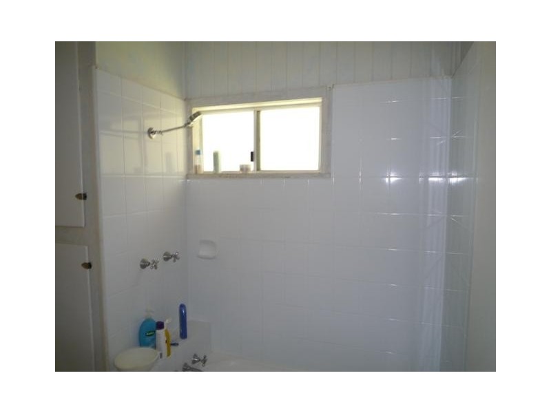 16 Curtis Street, Bundaberg South QLD 4670