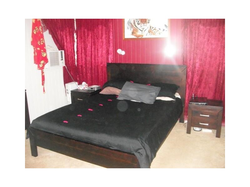 16 Curtis Street, Bundaberg South QLD 4670