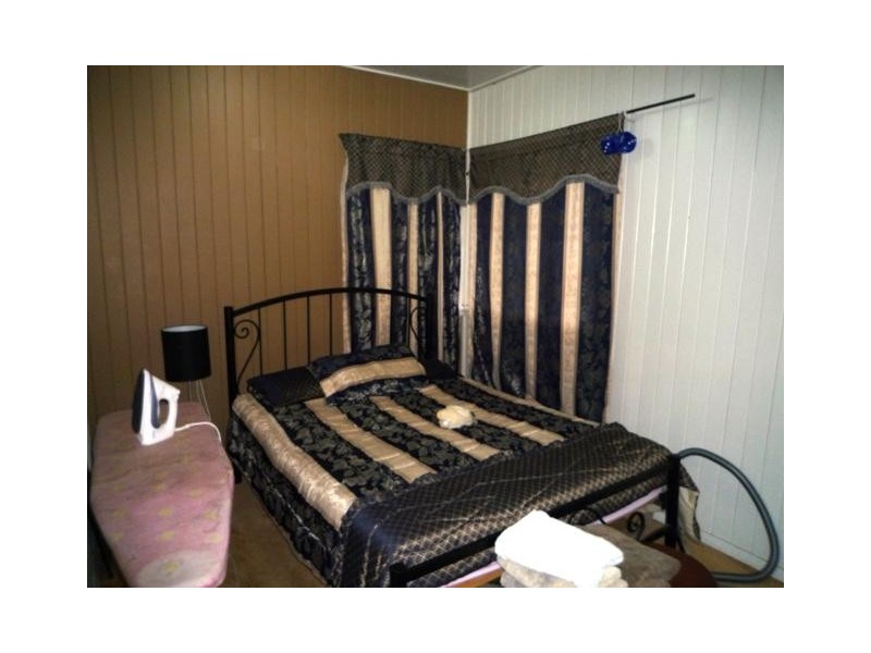 16 Curtis Street, Bundaberg South QLD 4670