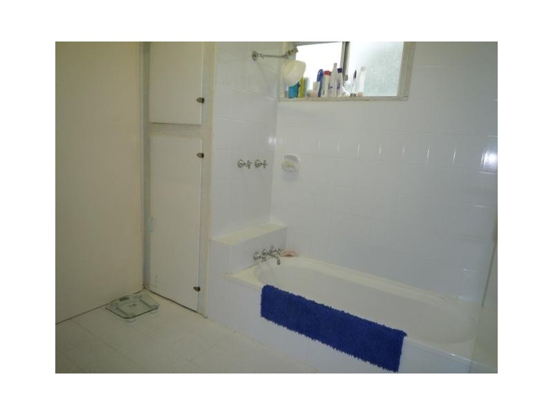 16 Curtis Street, Bundaberg South QLD 4670