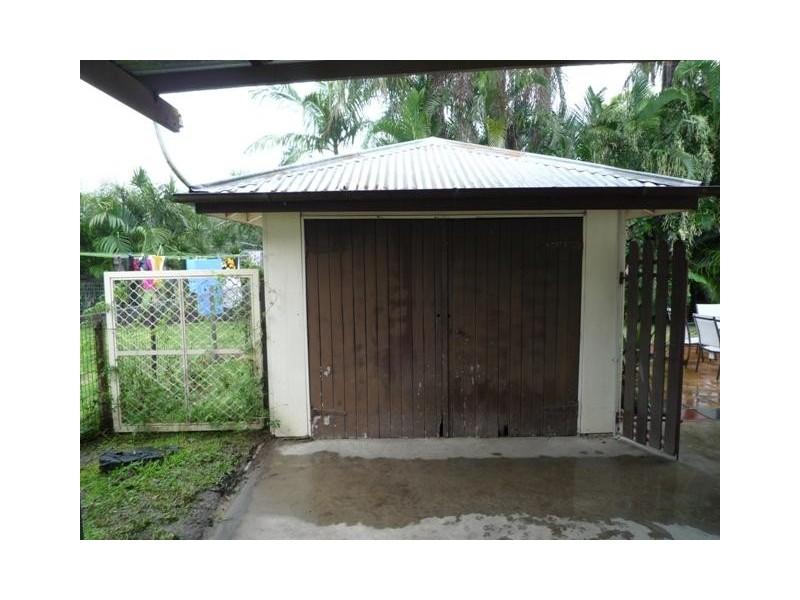 16 Curtis Street, Bundaberg South QLD 4670