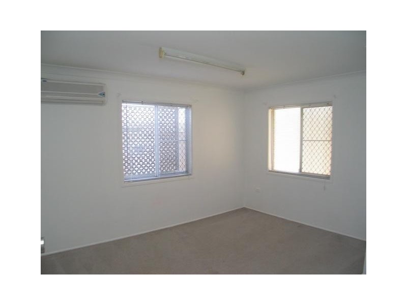 Avenell Heights QLD 4670